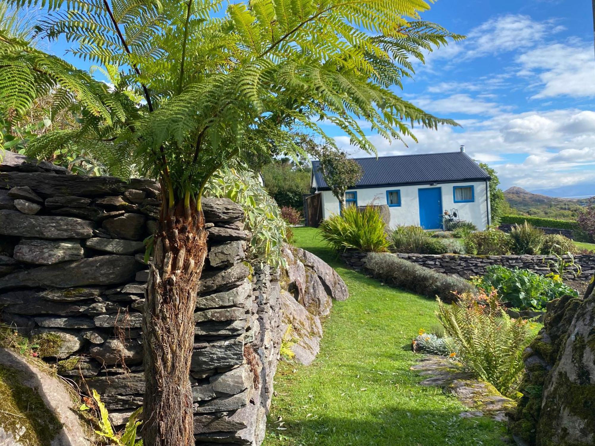 Unique Old Stone Cottage Killarney Exterior photo